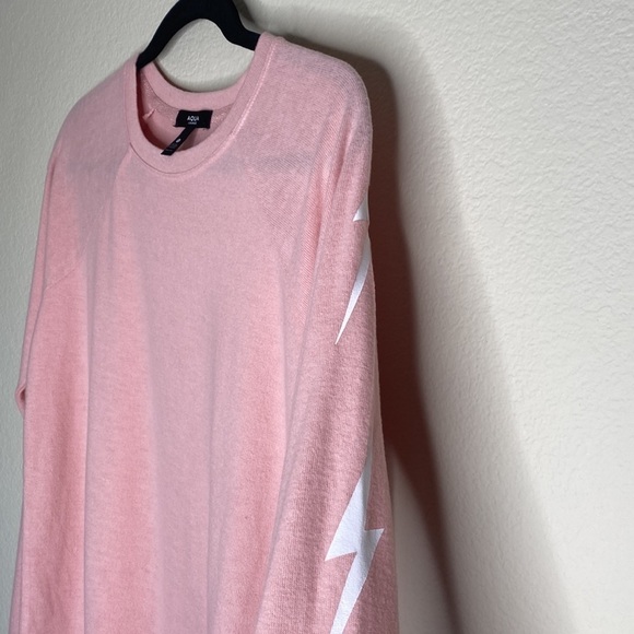 Aqua Lounge soft pink sweater lightening bolts small - Picture 4 of 6